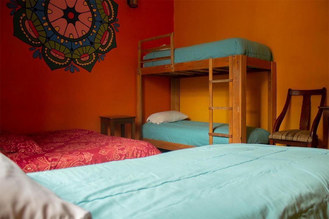 Hostal Cafe Tiana Латакунга Номер фото