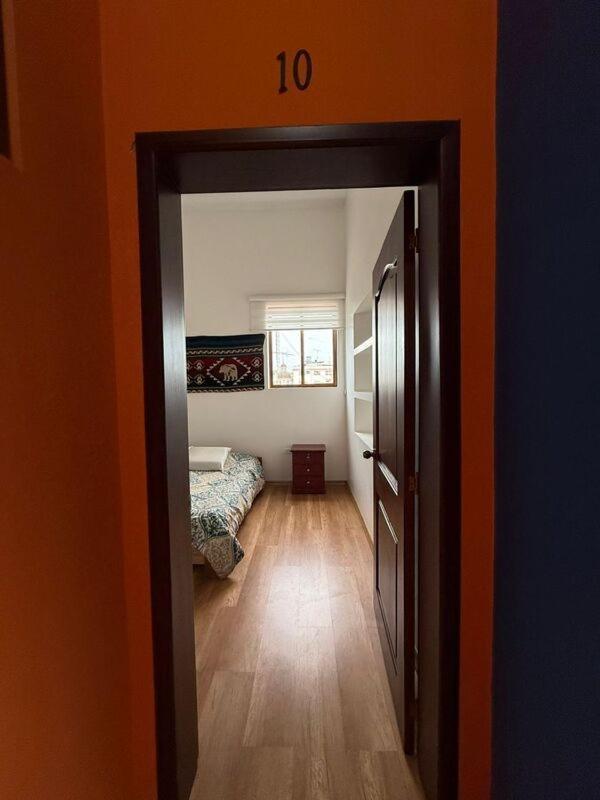 Hostal Cafe Tiana Латакунга Экстерьер фото