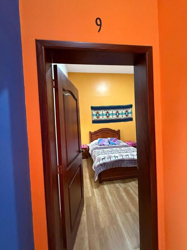 Hostal Cafe Tiana Латакунга Экстерьер фото