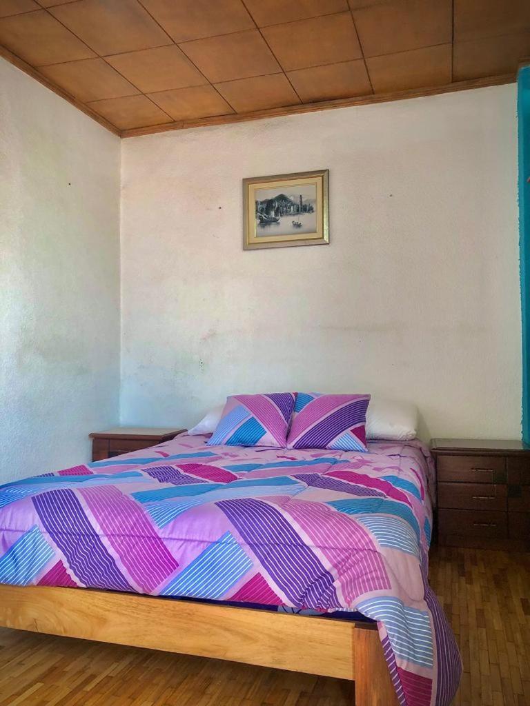 Hostal Cafe Tiana Латакунга Экстерьер фото